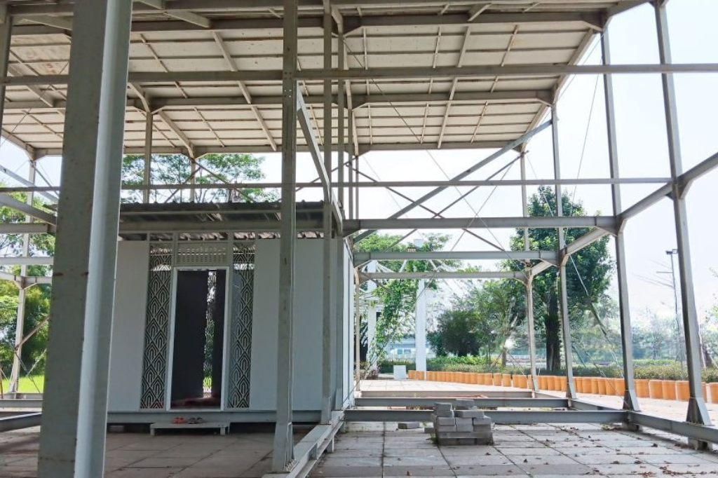 Warehouse Construction